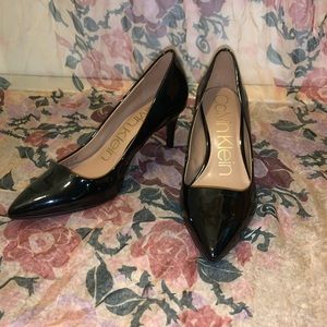 BLACK CALVIN KLEIN HEELS